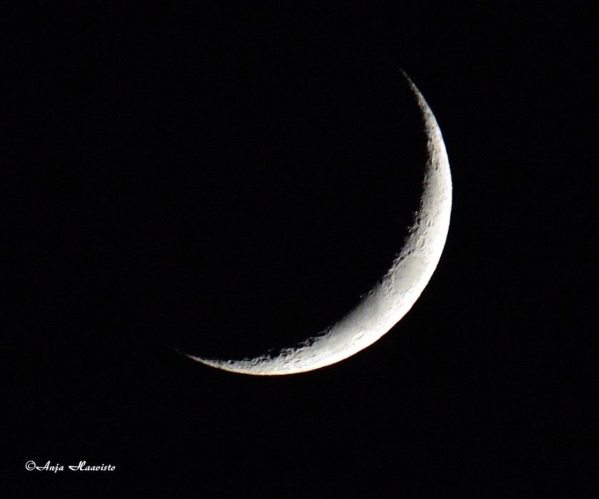 Crescent.