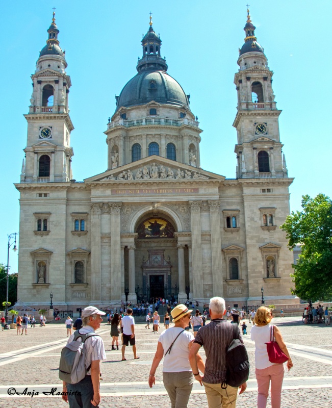St. Stephèns Church in Budapest.